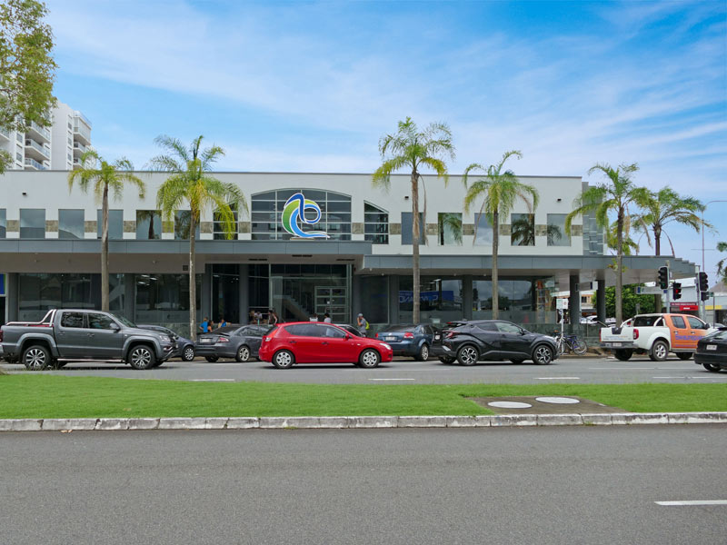 Sprachschule mit moderner Architektur ideal für Sprachkurs Englisch im Ausland