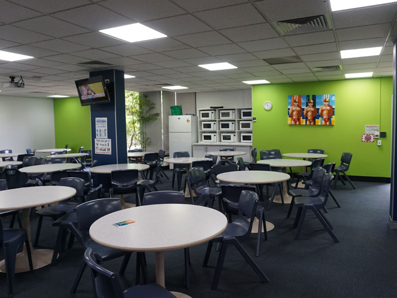 Essbereich der Sprachschule für Austausch zwischen Sprachreisenden