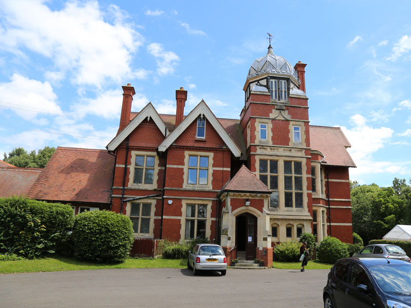 Historisches Hauptgebäude der Sprachschule in Brighton