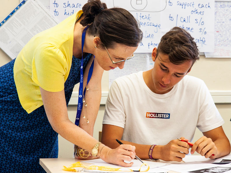 Individuelle Betreuung im Unterricht durch Lehrkräfte