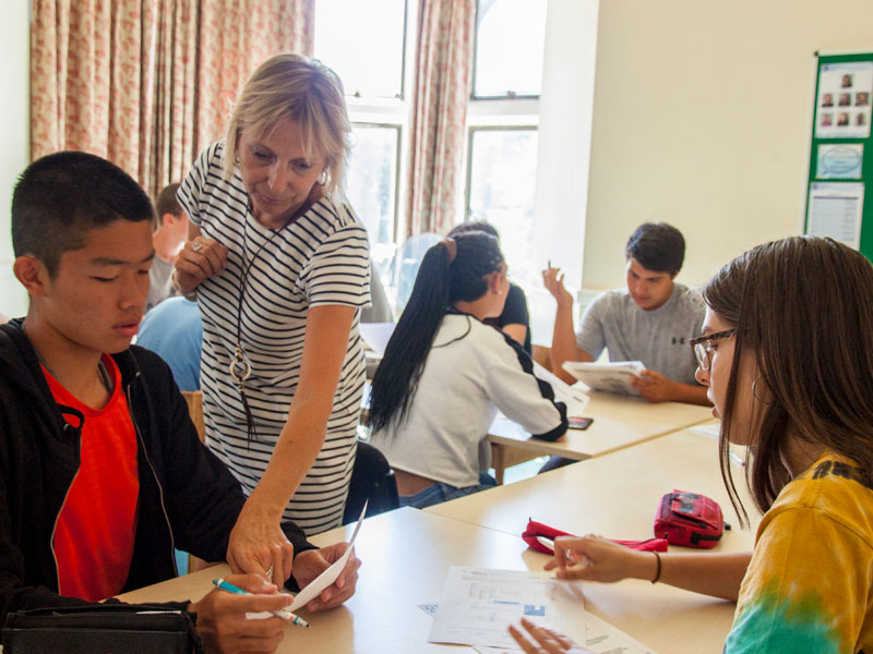 Kleine Gruppen mit persönlicher Lernatmosphäre