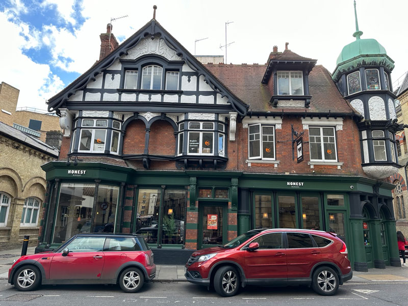 Außenansicht der Sprachschule für Englisch Sprachreisen in Cambridge