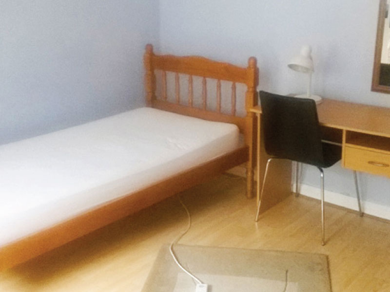 Gemütliches Zimmer in einer Gastfamilie, perfekt für deine Englisch Sprachreise mit Einblick in den britischen Alltag