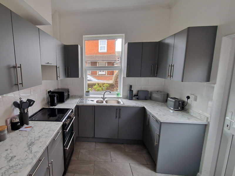 Gemeinschaftsküche im Student House in Eastbourne – Unterkunft für internationale Teilnehmer einer Englisch-Sprachreise