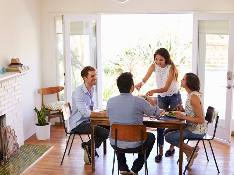 Pasti in compagnia e momenti di condivisione presso una famiglia ospitante durante il soggiorno linguistico