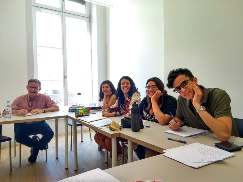 Französischkurs an der Les Ateliers FL Sprachschule Lyon mit internationaler Lerngruppe