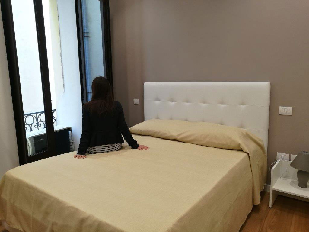 Einzelzimmer in einem Apartment (mit eigenem Badezimmer) der Accademia Italiana in Salerno.