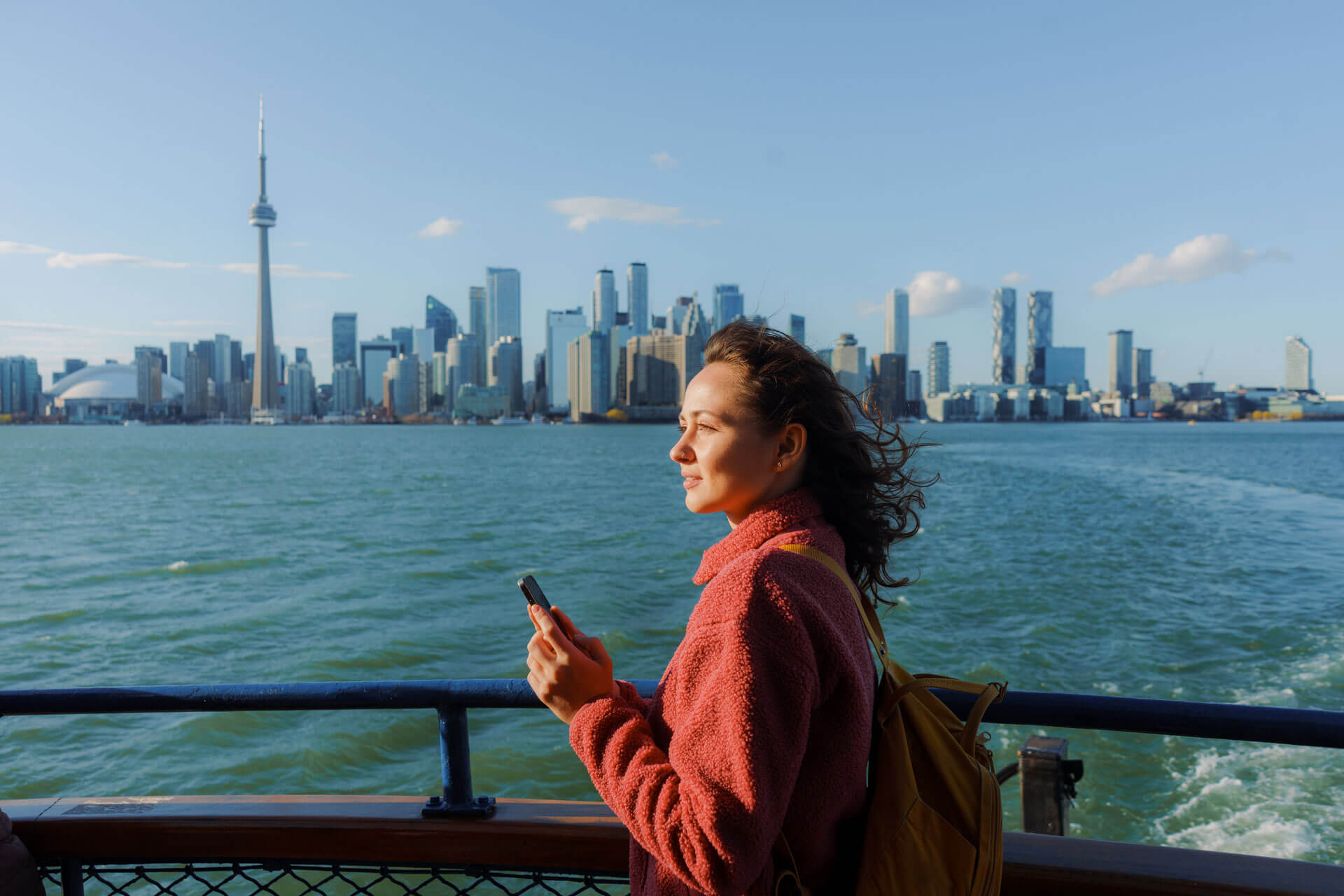 Sprachschüler erkundet die Innenstadt von Toronto während seiner Sprachreise zur EC Sprachschule