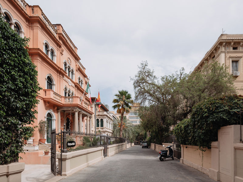 Straßenansicht der Expanish Sprachschule Barcelona im Stadtviertel Eixample