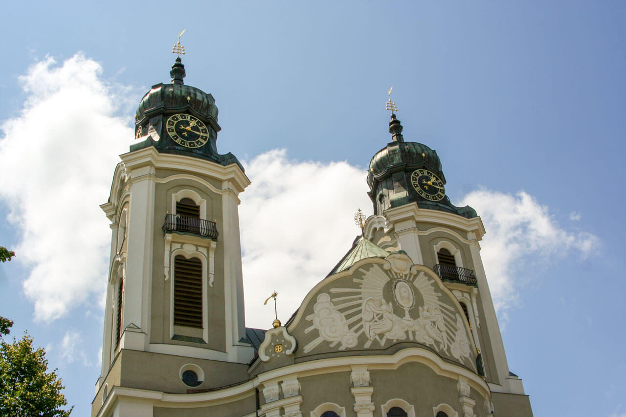 Historische Kirchtürme in Lindenberg als kultureller Teil einer Sprachreise Deutsch im Ausland