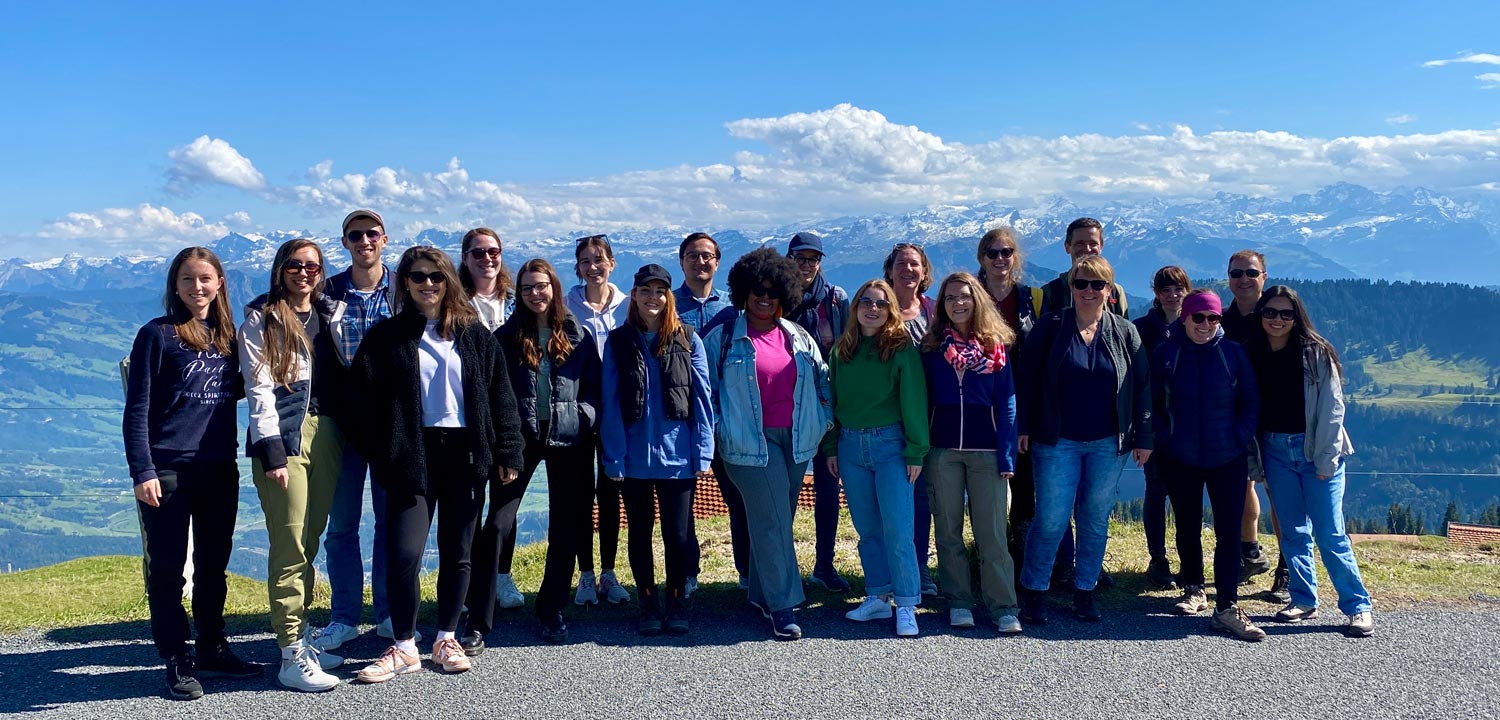 Sprachreise Experten bei StudyLingua