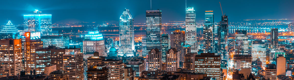 Nächtliche Skyline von Montréal, ideales Ziel für eine Französisch Sprachreise nach Kanada.