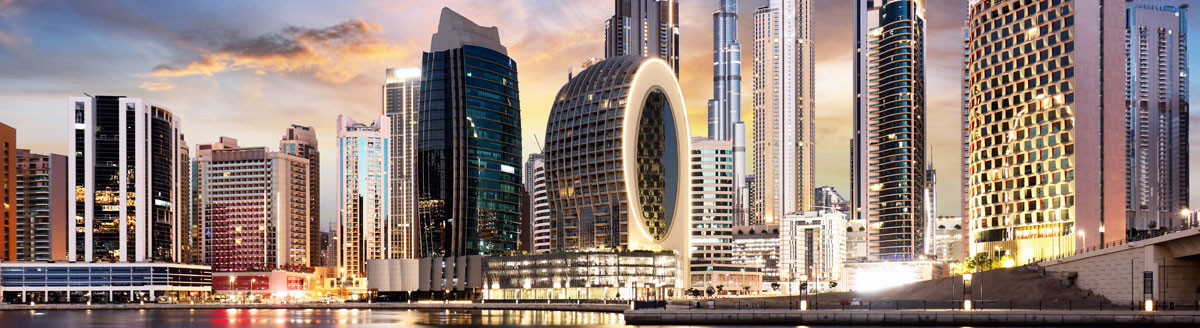 Moderne Architektur in den VAE als Inspiration für Englischlernen im Ausland mit Schwerpunkt Hörverstehen.