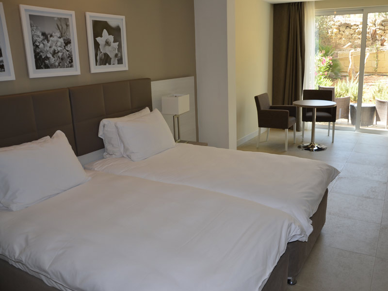 Schlafzimmer Beispiel Salini Hotel, Sprachreisen St. Julians